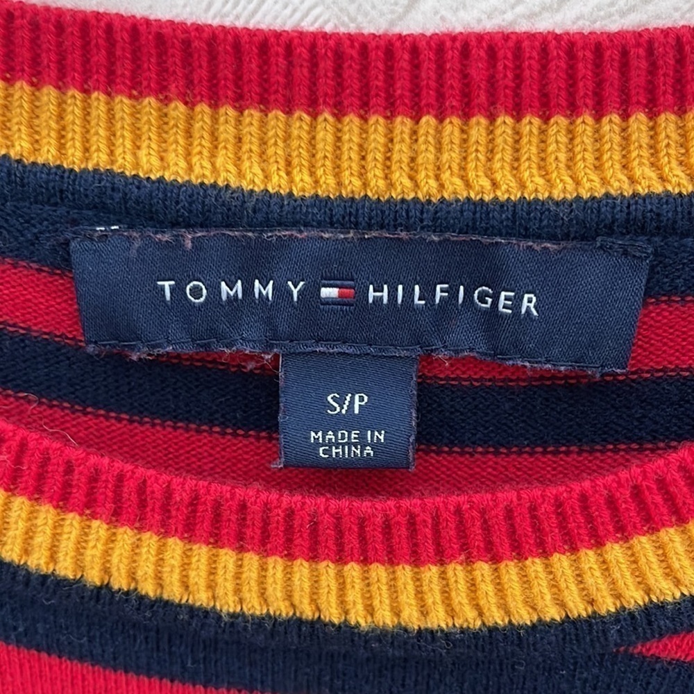 ❤️ 🆕 TOMMY HILFIGER Striped Sweater Size SP - Picture 4 of 5